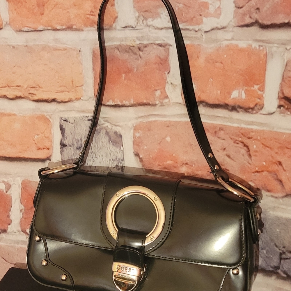 Vintage Guess black patent leather purse.
